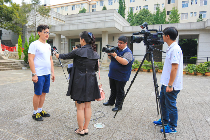 “广西开放大学正式揭牌成立 将全力筹建广西新闻职业技术学院”