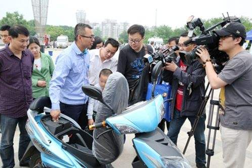 “市直机关党组织认真学习贯彻党的十九届五中全会精神”