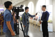 “国务院港澳办：强烈谴责美国国务院歇斯底里式的政治霸凌行径”